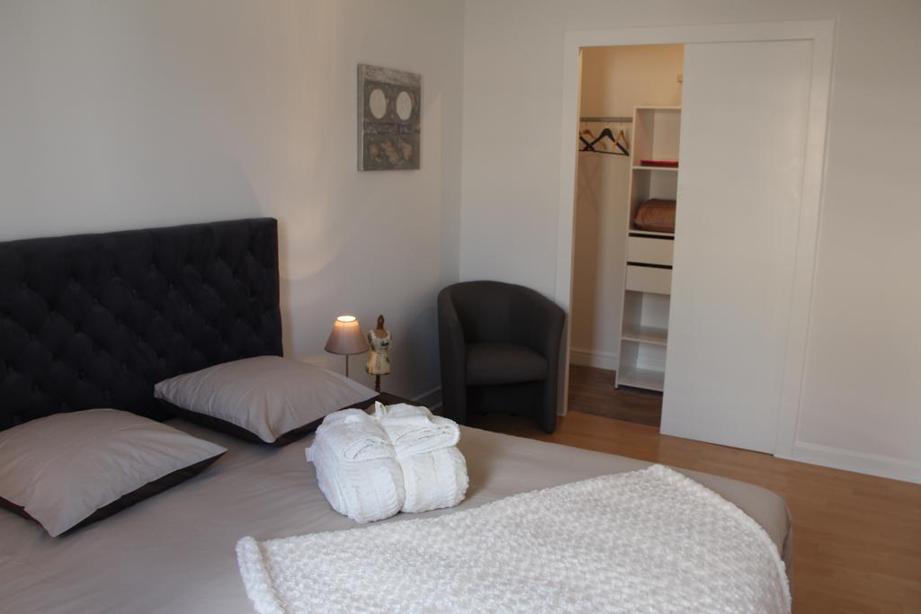 Apart'Hotel Les Floralies Roanne Zimmer foto