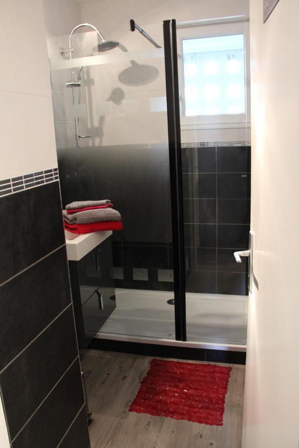 Apart'Hotel Les Floralies Roanne Zimmer foto